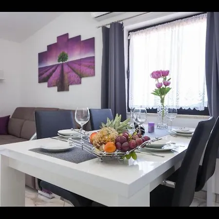 Apartment Paradisee Rovinjsko Selo